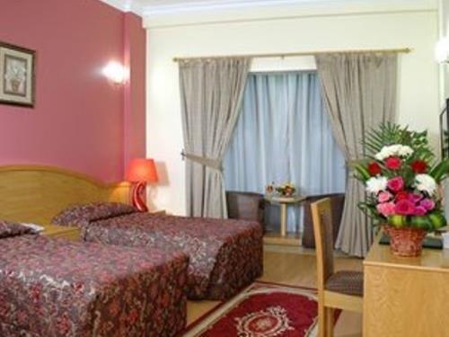 Bahrain International 4*